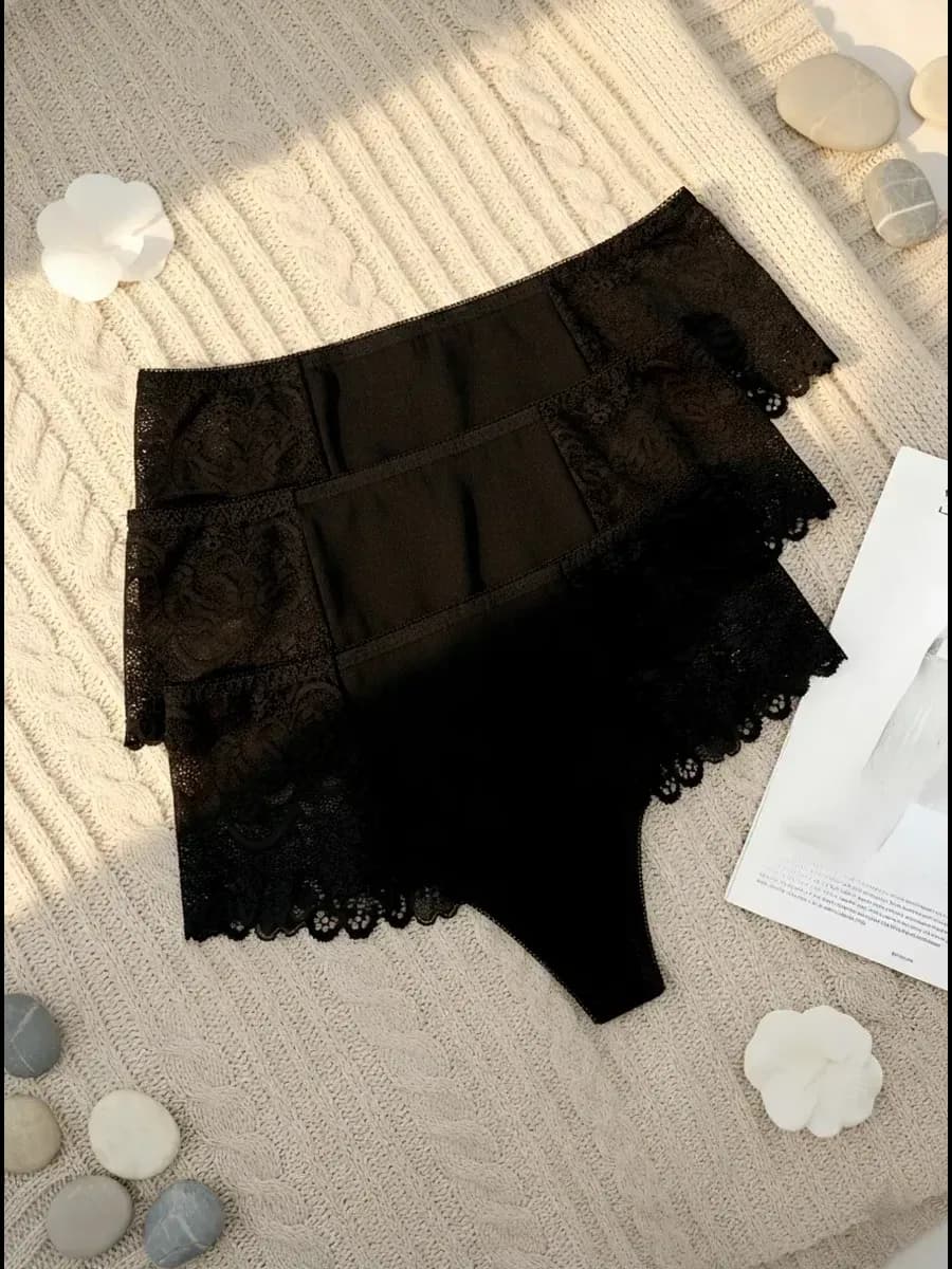 Трусы бразильяна набор кружевные 3 штуки