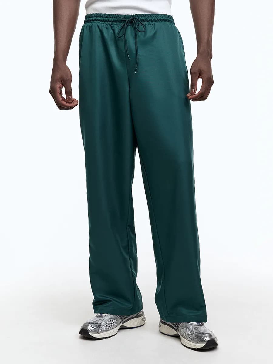 Брюки спортивные прямые с лампасами