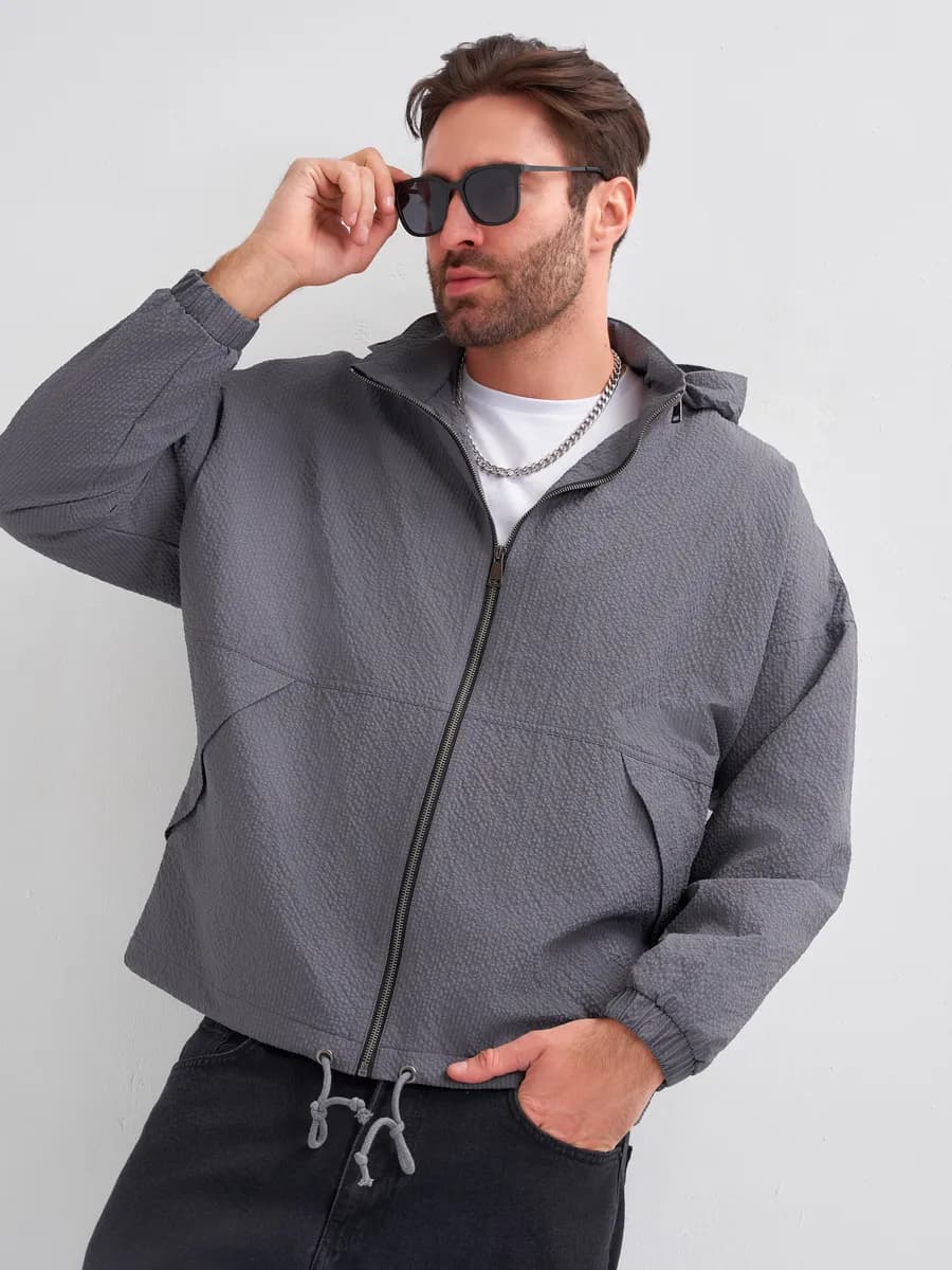 Куртка ветровка легкая с капюшоном