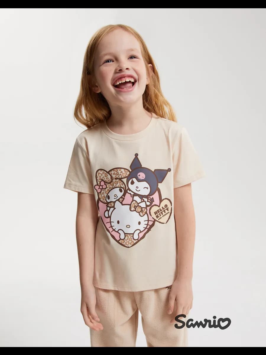 Бежевая футболка с принтом Hello Kitty