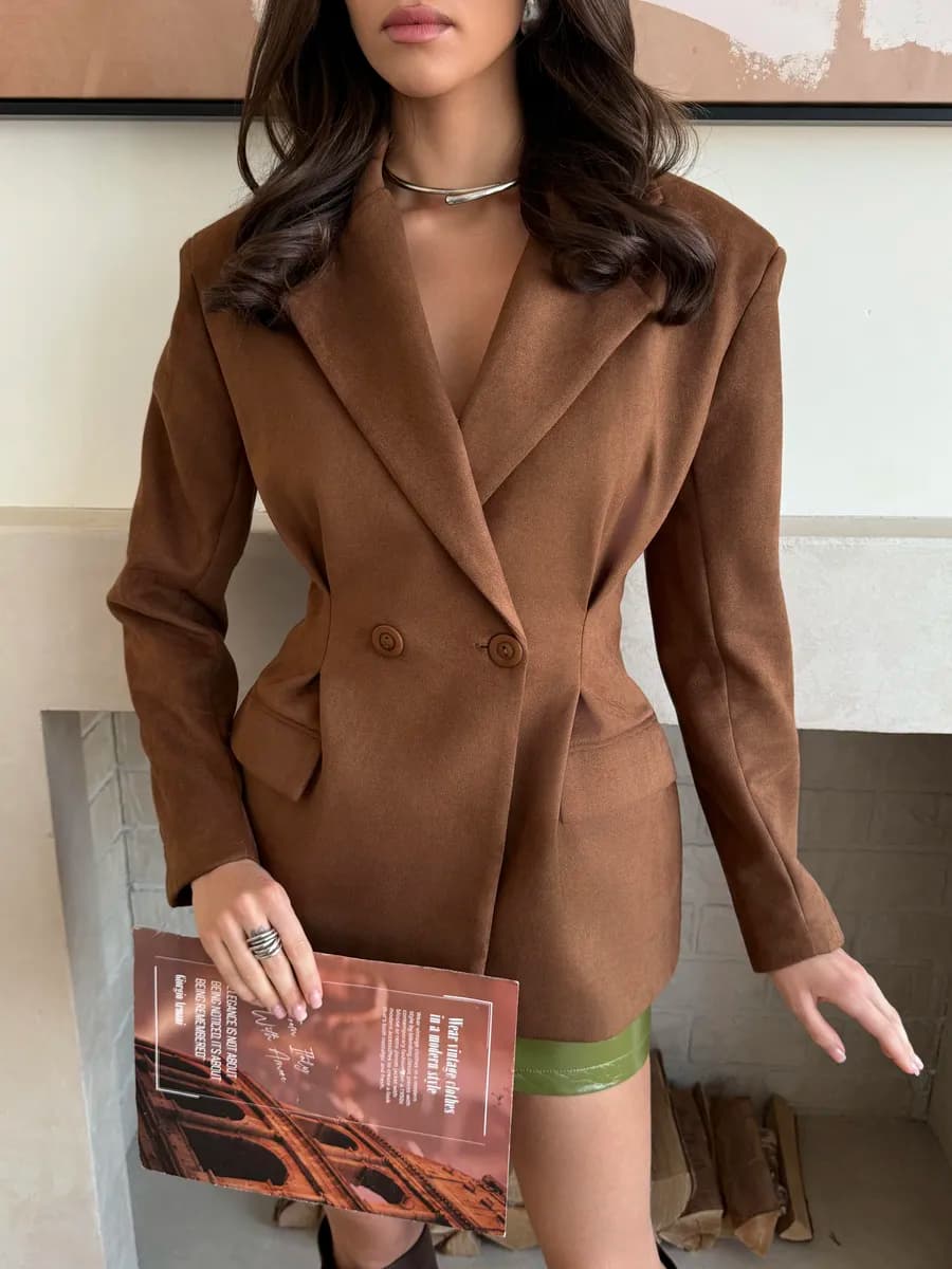 пиджак женский приталенный