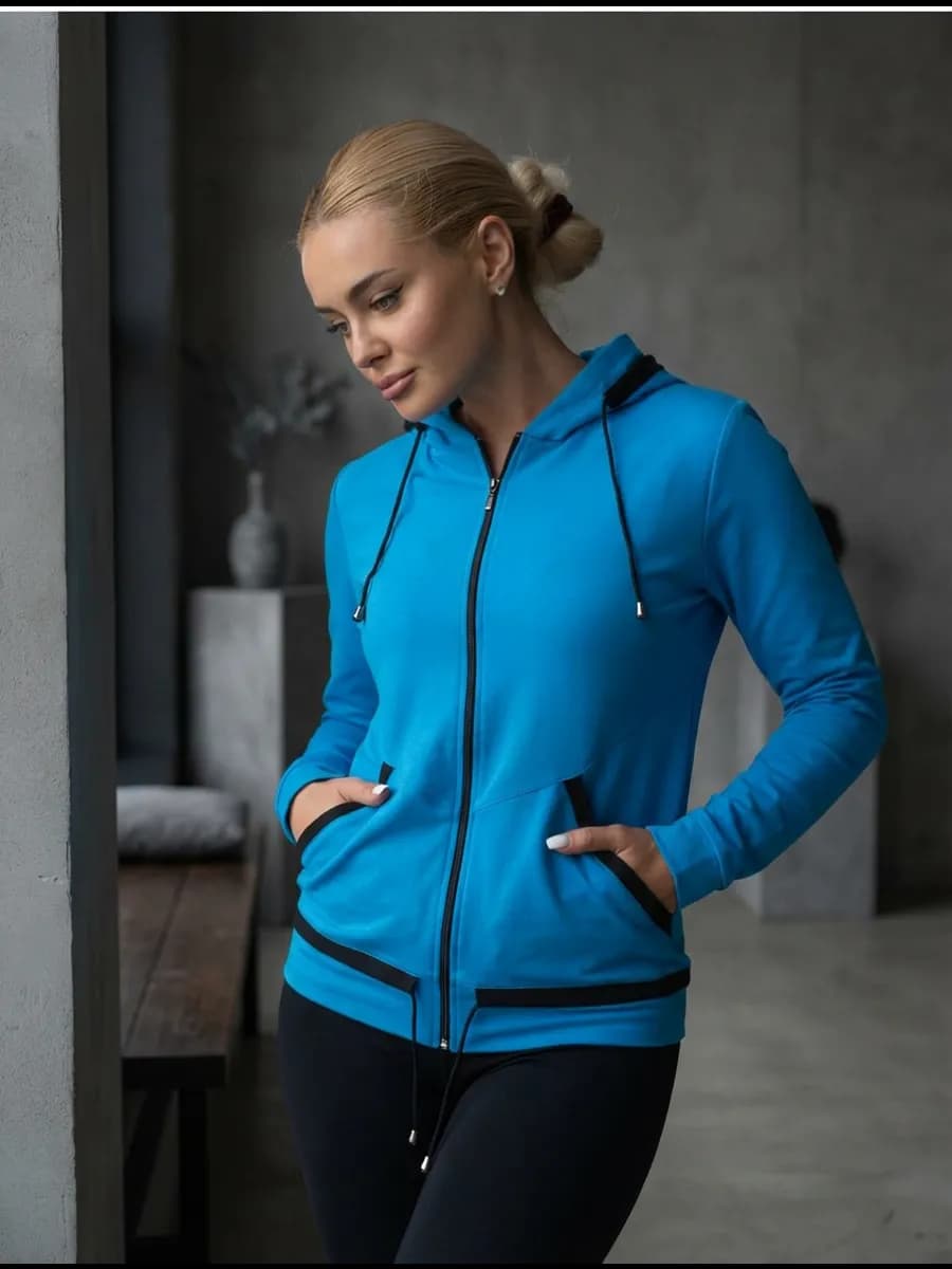 Спортивный костюм синий с капюшоном