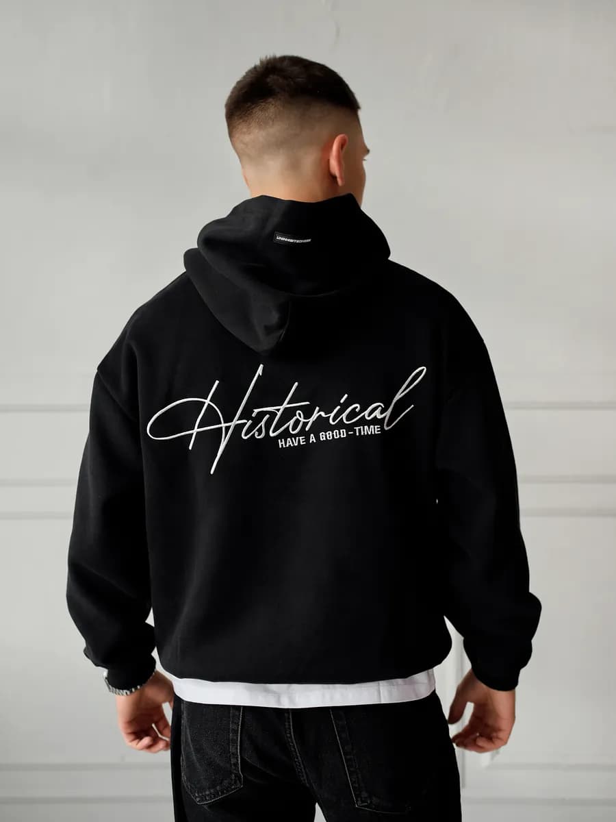 Худи оверсайз с капюшоном и принтом