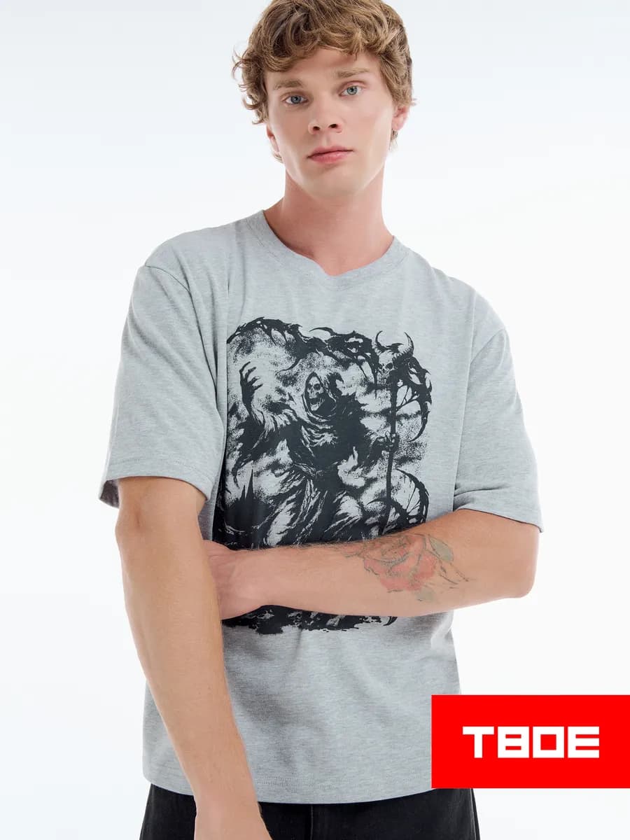 Футболка свободного кроя с принтом