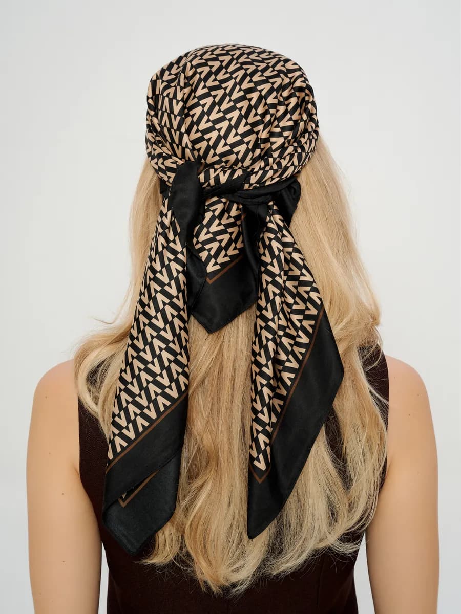 Стильный платок для повседневного ношения