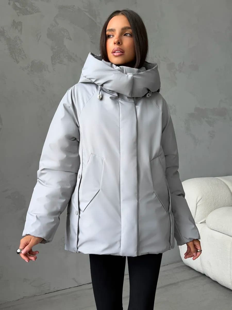 Куртка зимняя с капюшоном