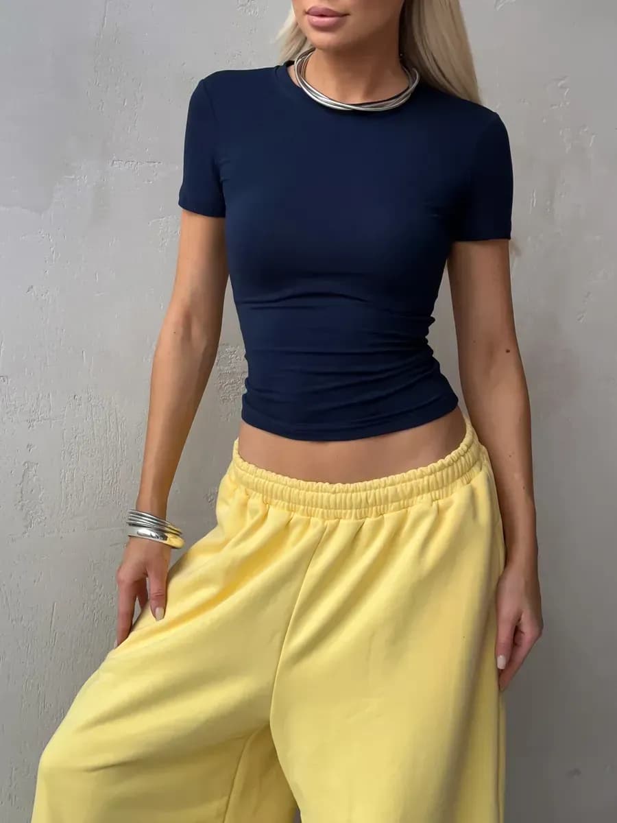 Футболка приталенная базовая облегающая скинни