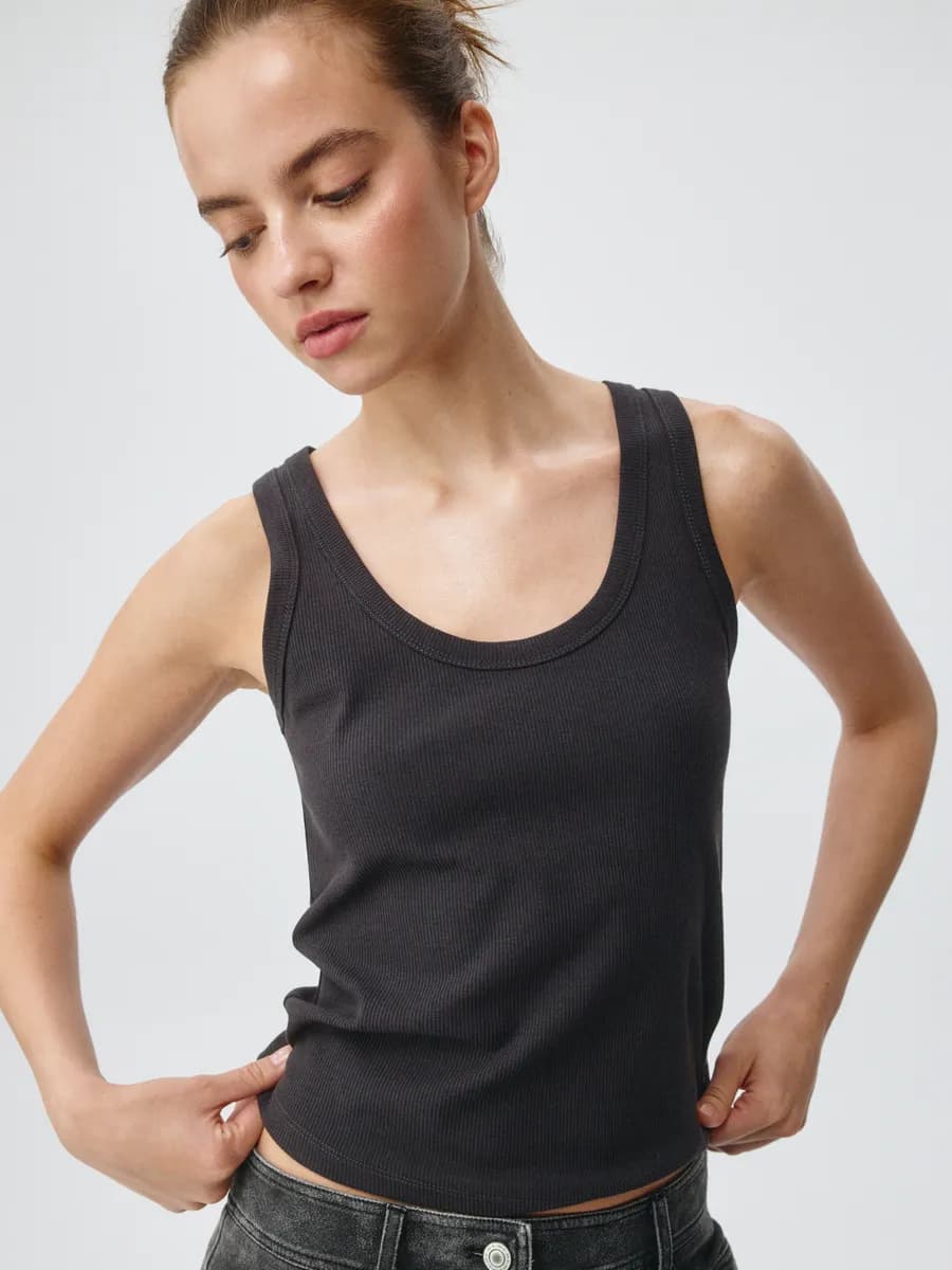 Топ базовый трикотажный в рубчик