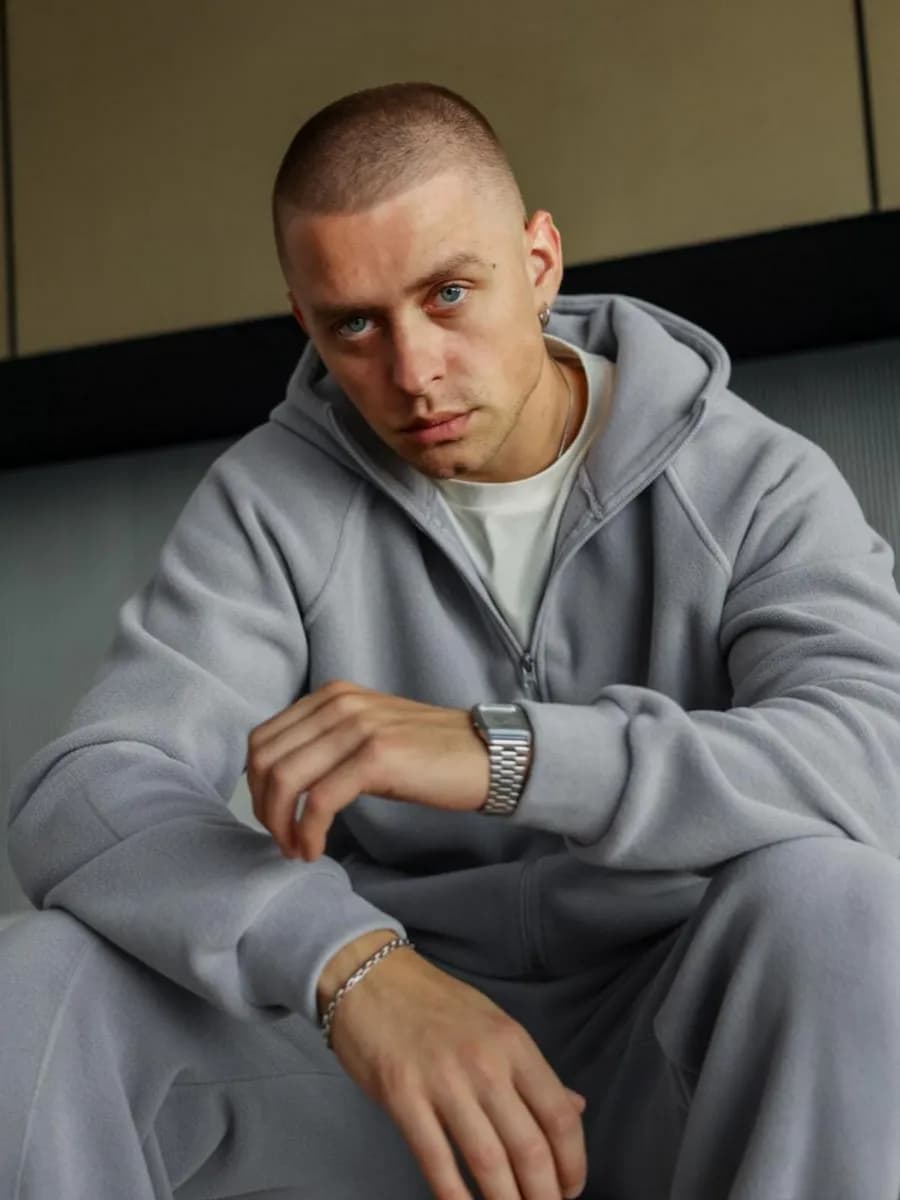 Спортивный костюм утепленный