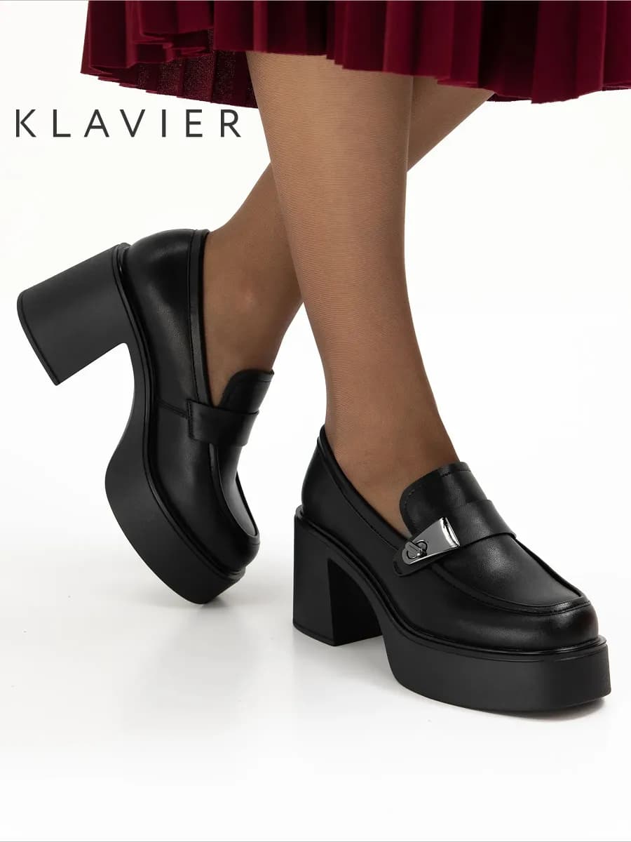 Туфли женские на каблуке черные