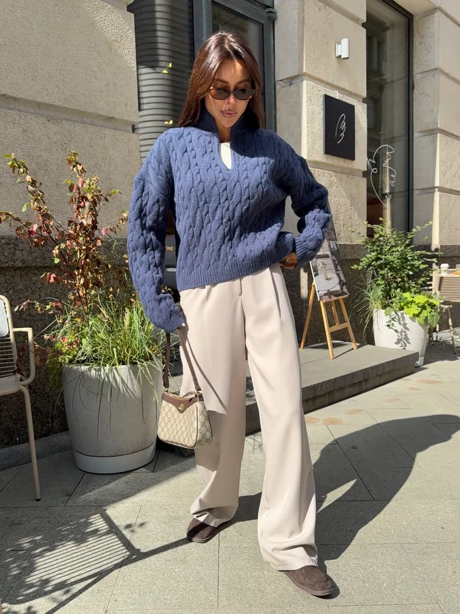 Свитер женский