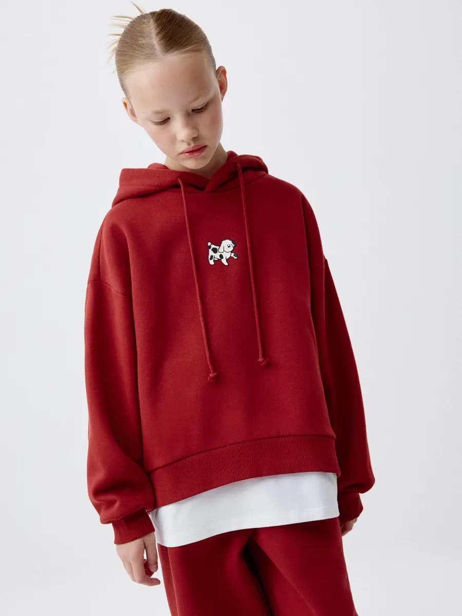 Худи оверсайз утепленное с вышивкой и имитацией футболки