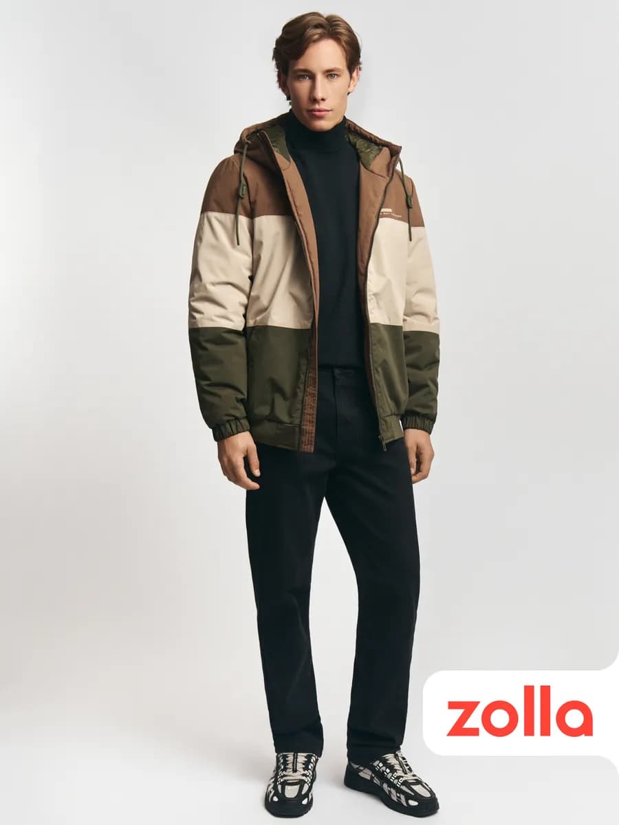 Тёплая мужская куртка-бомбер с капюшоном