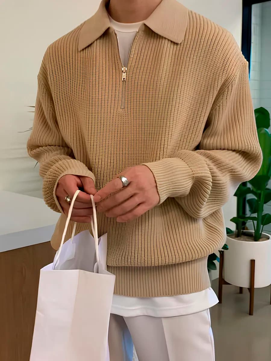 Свитер вязаный на молнии с воротником