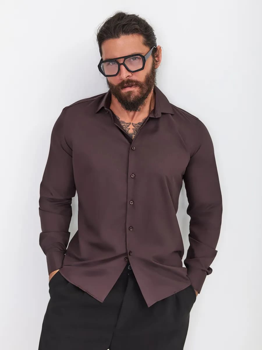 Рубашка приталенная с длинным рукавом