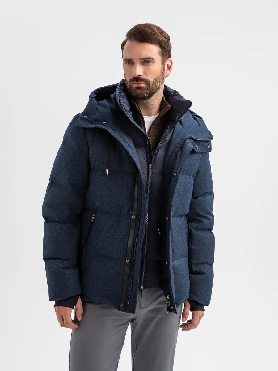 Пуховик зимний короткий с капюшоном