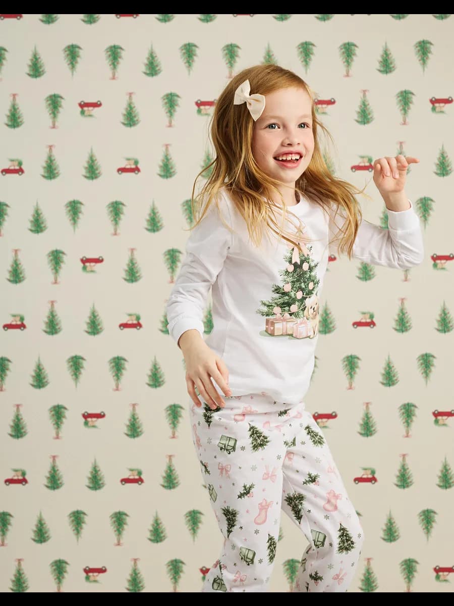 Пижама с брюками и лонгсливом с новогодним принтом
