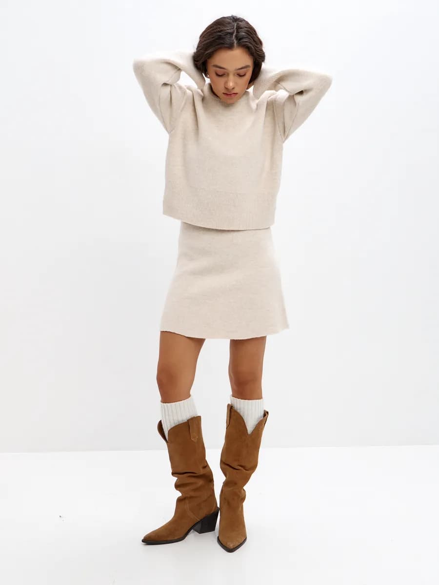 Костюм теплый с юбкой и свитером