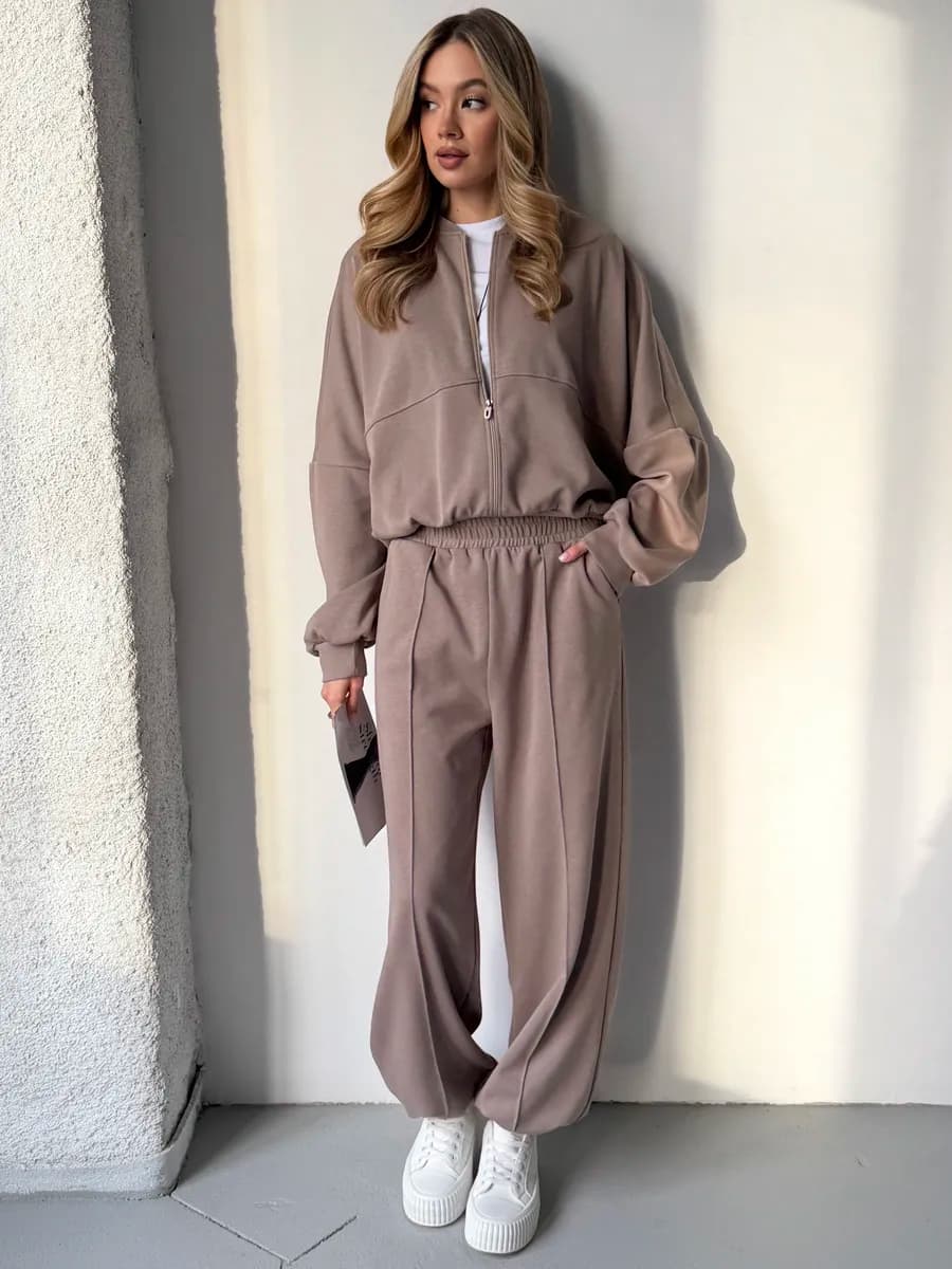 Костюм спортивный женский оверсайз на молнии