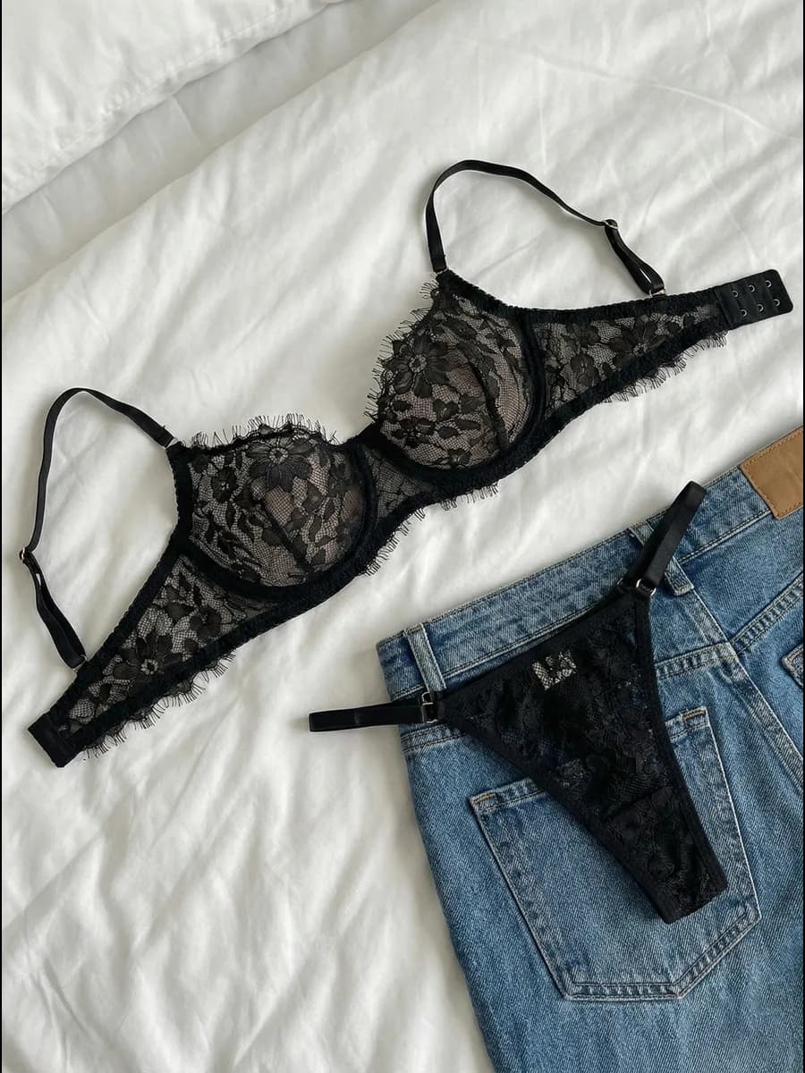 Комплект нижнего белья кружевной