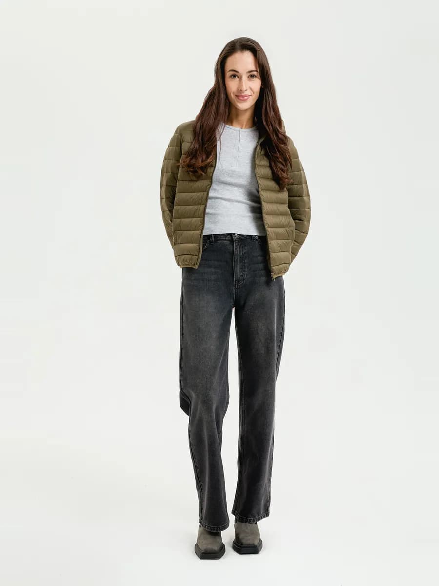 Женская стёганая куртка с капюшоном