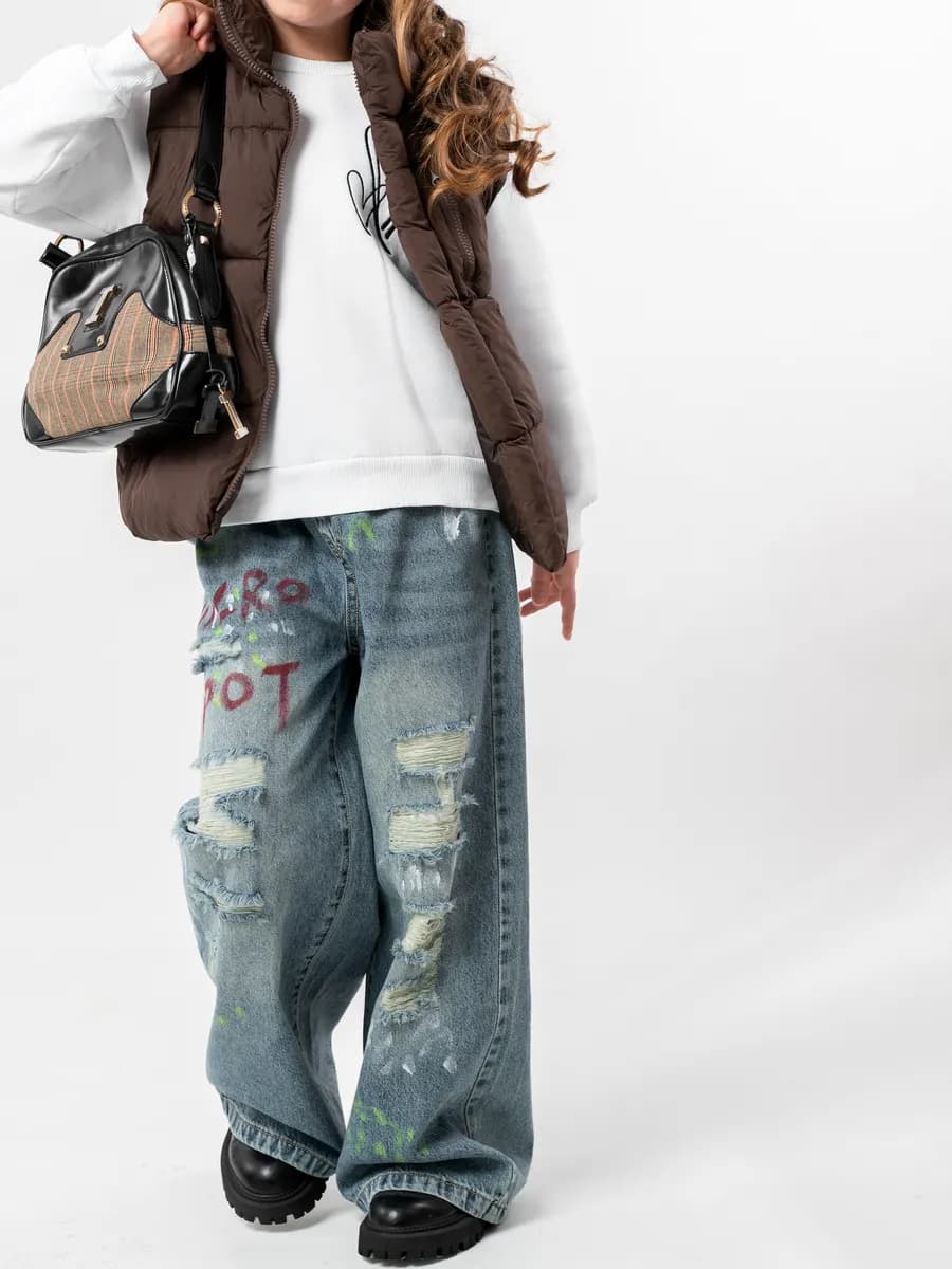 Джинсы детские широкие на резинке рваные