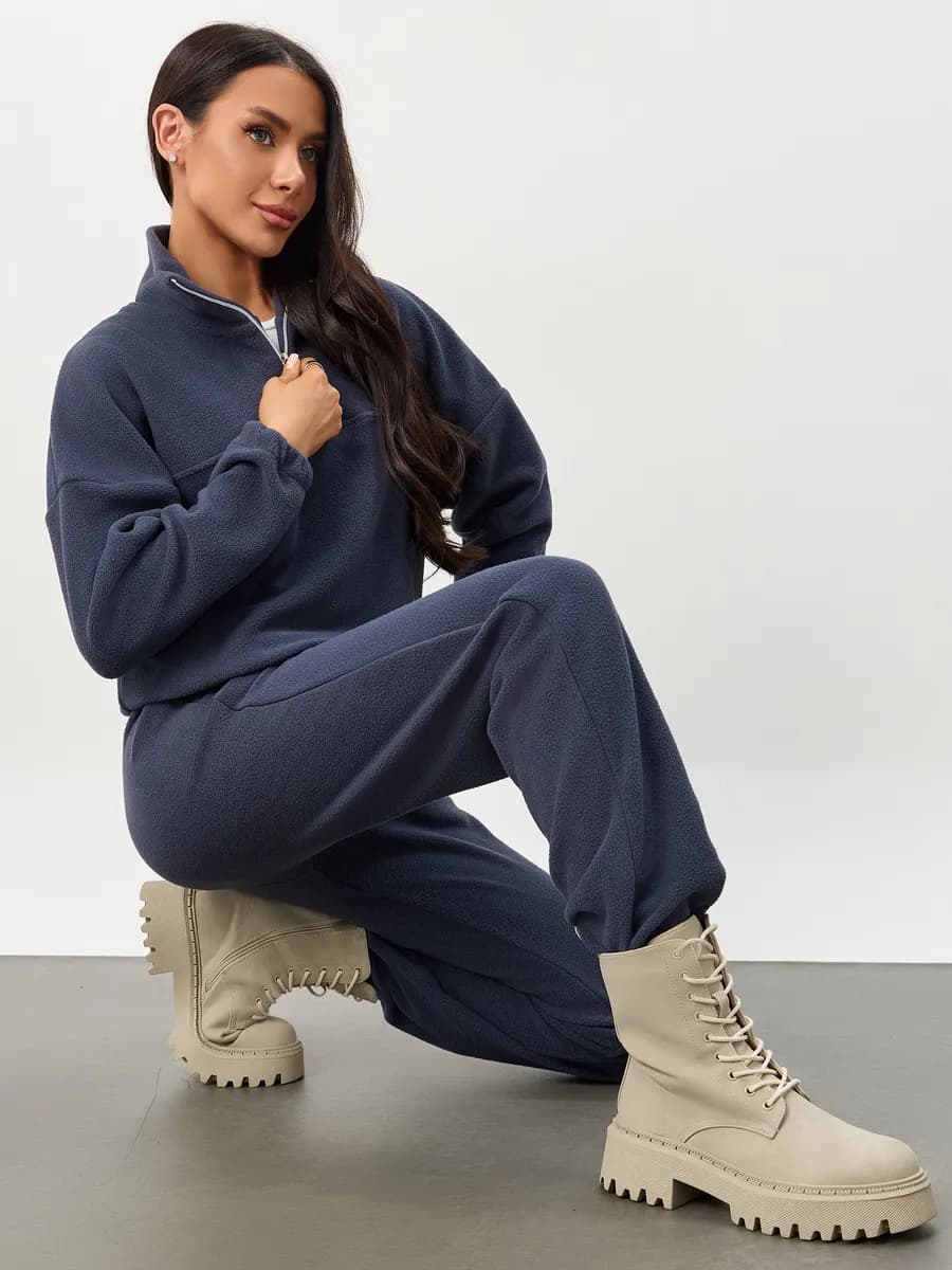 Флисовый спортивный костюм теплый