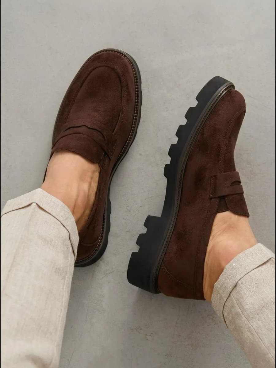 Лоферы классические замшевые туфли